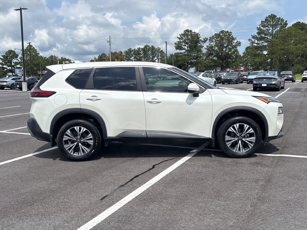 Used 2023 Nissan Rogue SV FWD image 28