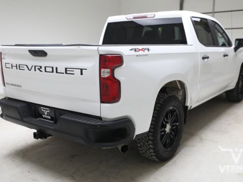 Used 2020 Chevrolet Silverado 1500 W/T w/ WT Value Package AWD/4WD image 5