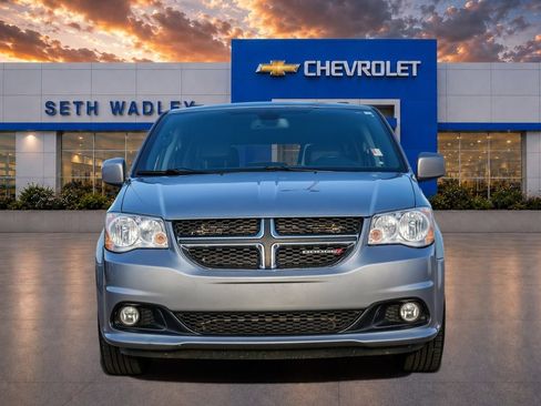 Used 2019 Dodge Grand Caravan SXT FWD image 63