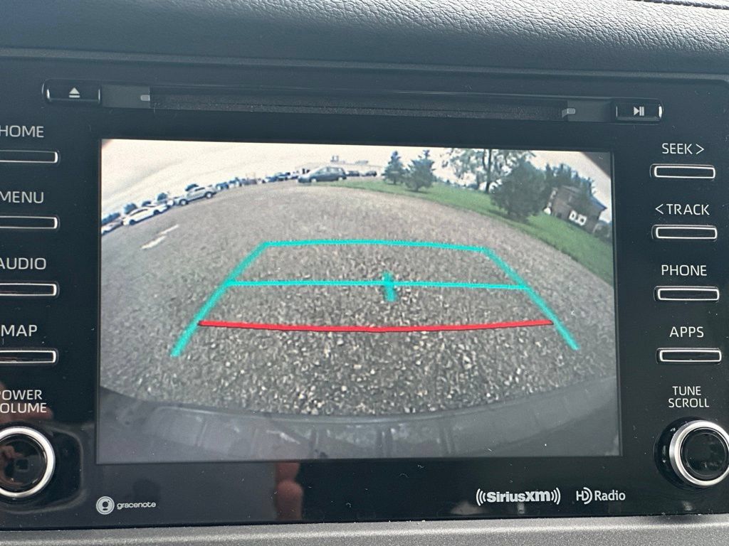Used 2019 Toyota Sienna XLE w/ XLE Navigation Package FWD image 27