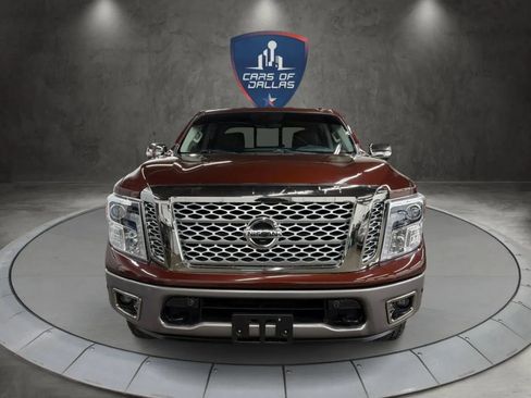 Used 2019 Nissan Titan Platinum Reserve w/ Platinum Utility Package image 8