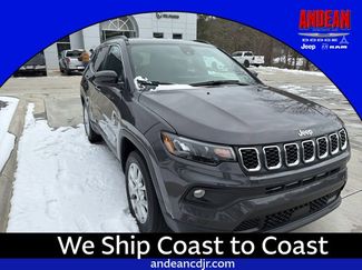 Used 2024 Jeep Compass Latitude video 1