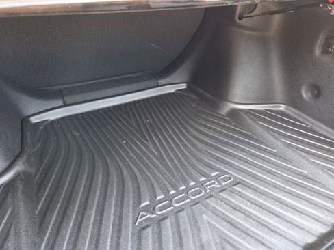 Used 2025 Honda Accord LX image 28