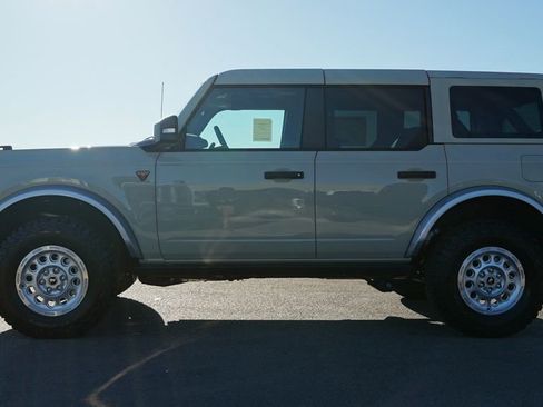 New 2025 Ford Bronco Badlands AWD/4WD image 39