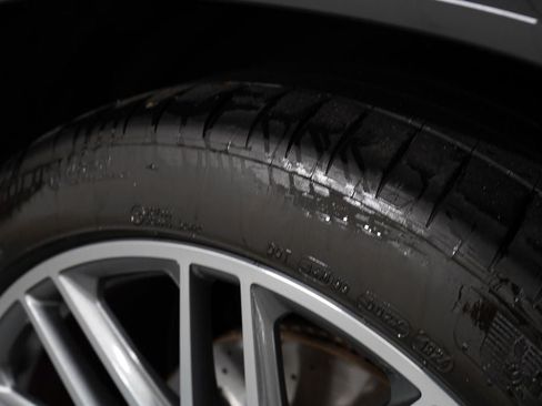 Used 2025 Mercedes-Benz GLS 63 AMG 4MATIC image 40