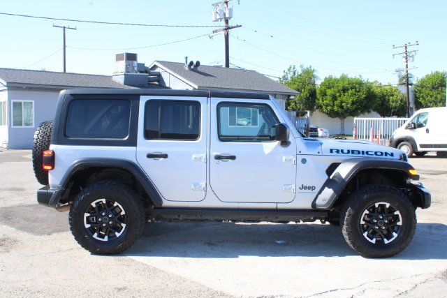 Used 2024 Jeep Wrangler Unlimited Rubicon 4xe AWD/4WD image 3