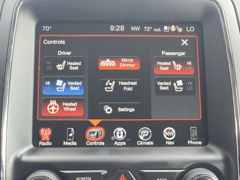 Used 2016 Dodge Durango Citadel w/ Technology Group AWD/4WD image 11