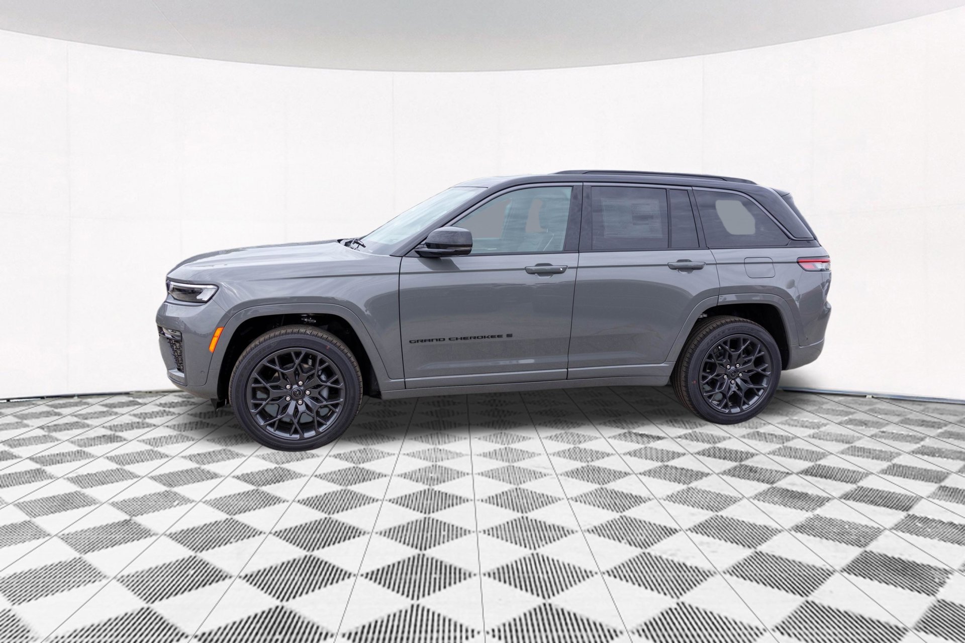 New 2027 Jeep Grand Cherokee Summit AWD/4WD image 9