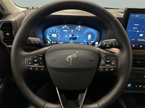 Used 2025 Ford Bronco Sport Outer Banks w/ Outer Banks Tech Package+ image 15