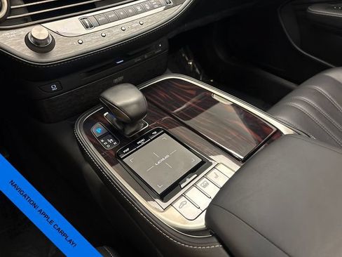 Used 2020 Lexus LS 500 w/ Interior Upgrade Package RWD image 19