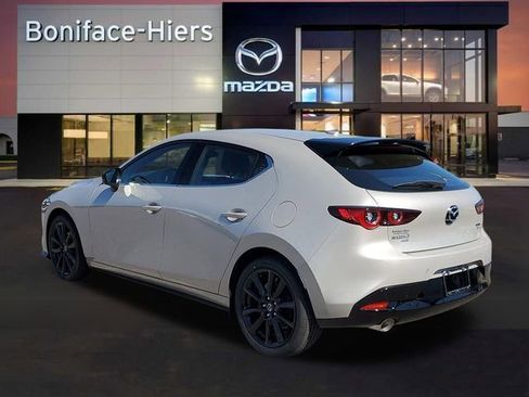 New 2026 MAZDA MAZDA3 Hatchback w/Premium Plus Pkg image 4