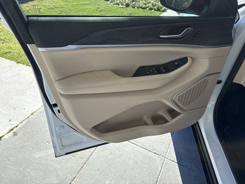 New 2026 Jeep Grand Cherokee Limited w/ Limited Altitude Package image 12