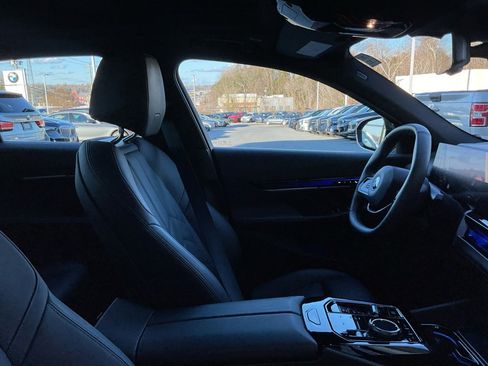 Used 2024 BMW i5 eDrive40i w/ M Sport Package image 30
