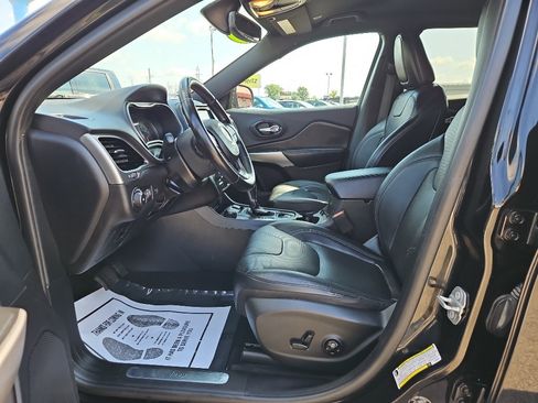 Used 2020 Jeep Cherokee High Altitude AWD/4WD image 8