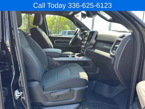 New 2025 RAM 2500 Big Horn AWD/4WD image 15