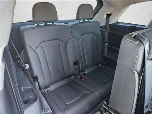Used 2023 Audi Q7 2.0T Premium w/ Convenience Package image 17