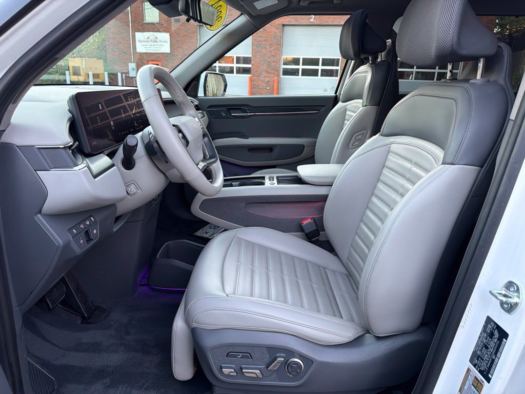Certified 2024 Kia EV9 Land AWD/4WD image 15