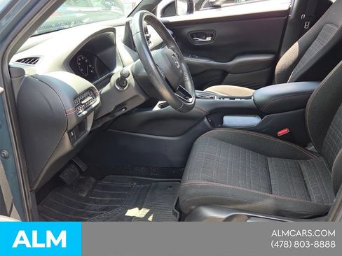 Used 2025 Honda HR-V Sport image 13