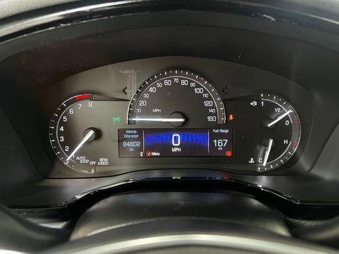Used 2019 Cadillac XT5 Luxury FWD image 16
