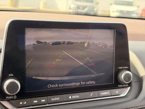 Certified 2023 Nissan Rogue SV FWD image 23