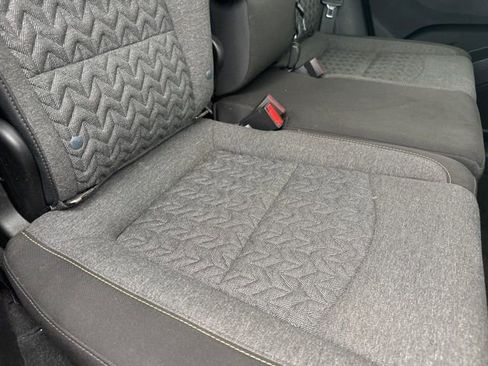 Used 2023 Chevrolet Equinox LT image 27