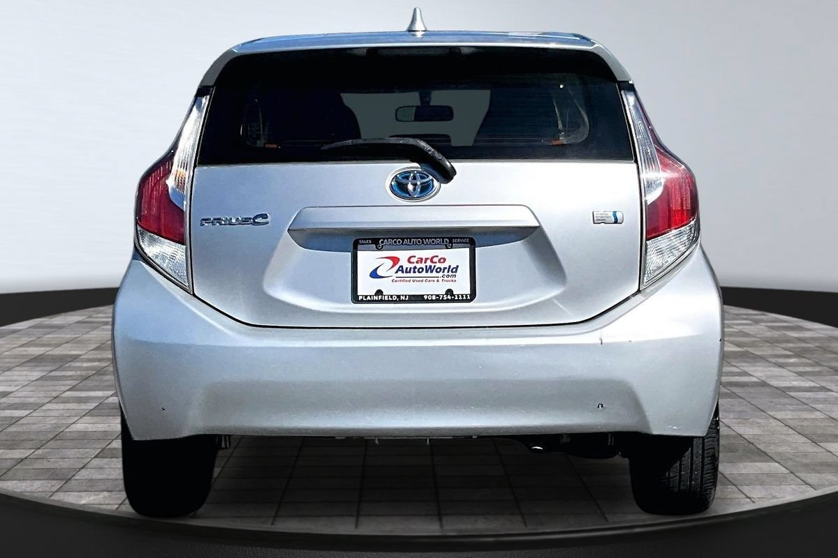 Used 2015 Toyota Prius C Three FWD image 6