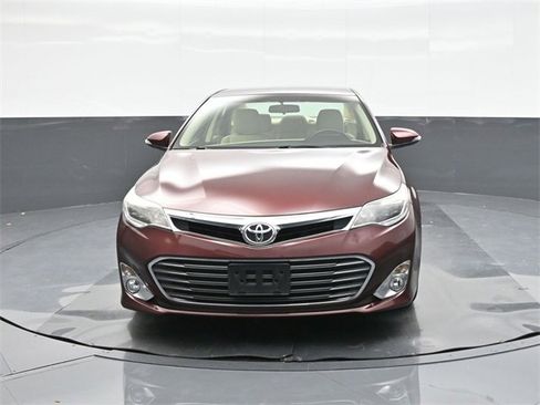 Used 2015 Toyota Avalon XLE image 30