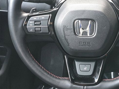 Used 2025 Honda Pilot Black Edition image 15