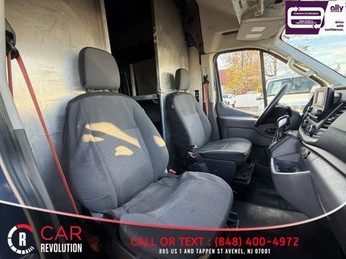 Used 2020 Ford Transit 250 148 High Roof Extended image 36