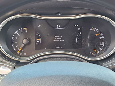 Used 2017 Jeep Grand Cherokee Overland w/ Jeep Active Safety Group RWD image 33