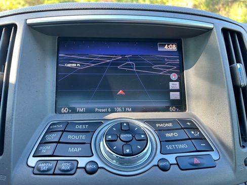 Used 2012 INFINITI G37 Journey w/ Premium Pkg image 19