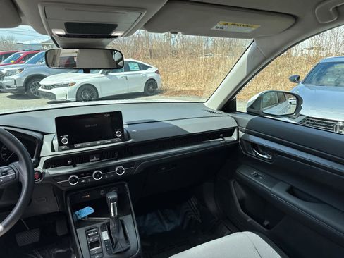 Used 2024 Honda CR-V LX image 32