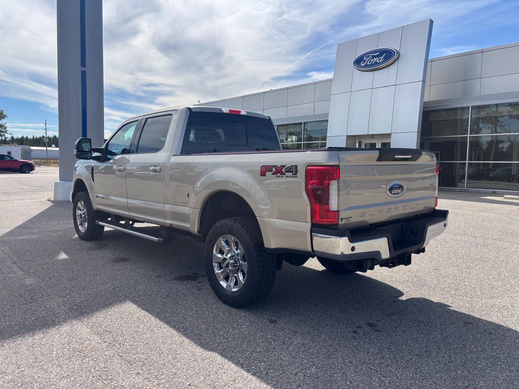 Used 2017 Ford F350 Lariat w/ Lariat Ultimate Package AWD/4WD image 5