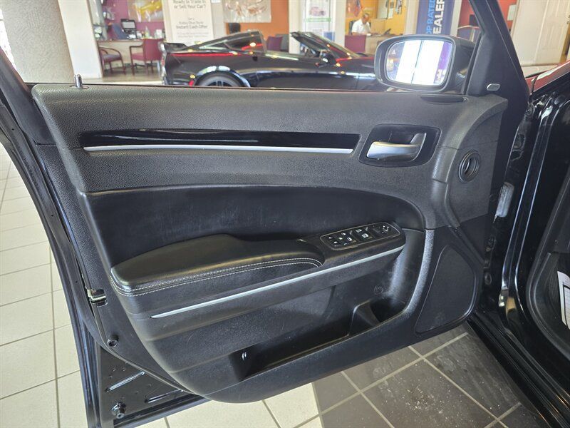 Used 2021 Chrysler 300 S RWD image 6