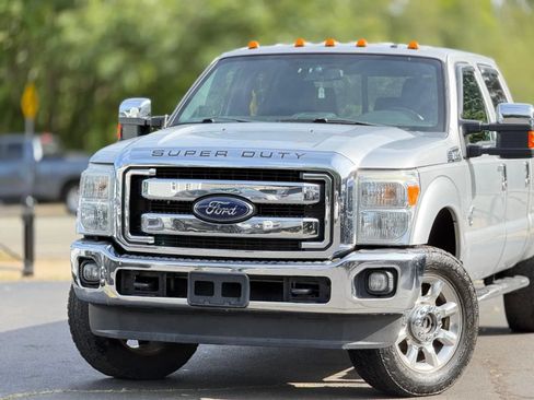 Used 2016 Ford F350 Lariat w/ Snow Plow Prep Package AWD/4WD image 5