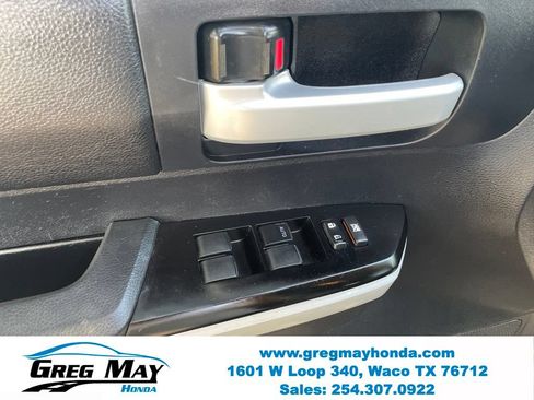 Used 2018 Toyota Tundra SR5 w/ SR5 Upgrade Package AWD/4WD image 12