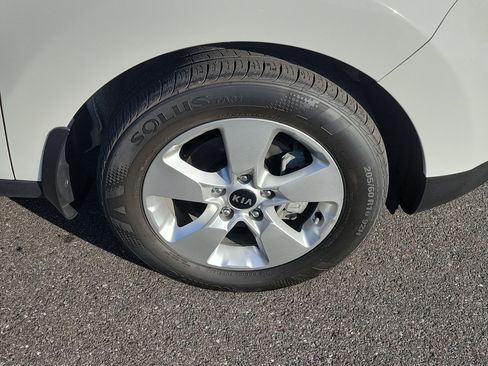 Used 2018 Kia Soul image 39