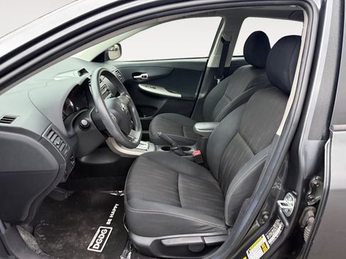 Used 2012 Toyota Corolla S image 10