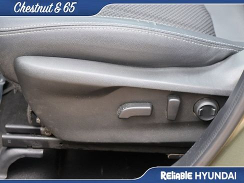 Used 2023 Subaru Forester Premium AWD/4WD image 25