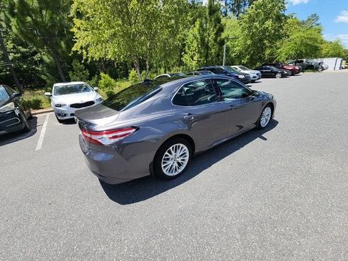 Certified 2018 Toyota Camry XLE w/ Driver Assist Package FWD image 17