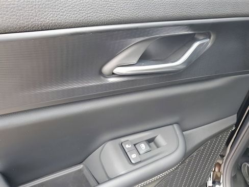 New 2025 Jeep Grand Cherokee L Laredo image 46