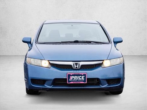 Used 2011 Honda Civic LX image 2