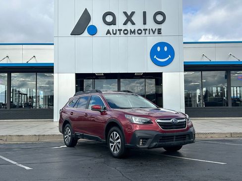 Used 2020 Subaru Outback Premium AWD/4WD image 1