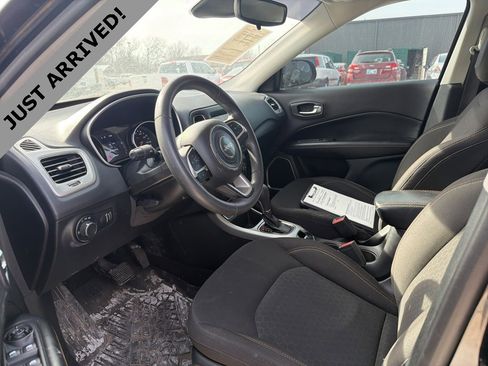 Used 2020 Jeep Compass Sport image 10