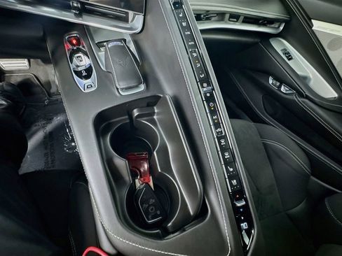 Used 2023 Chevrolet Corvette Stingray Premium Cpe w/ Z51 Performance Package RWD image 20
