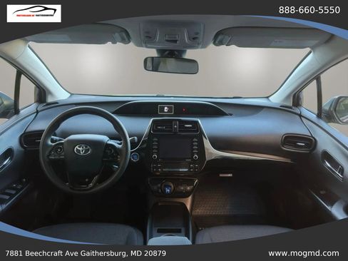 Used 2022 Toyota Prius L Eco FWD image 19