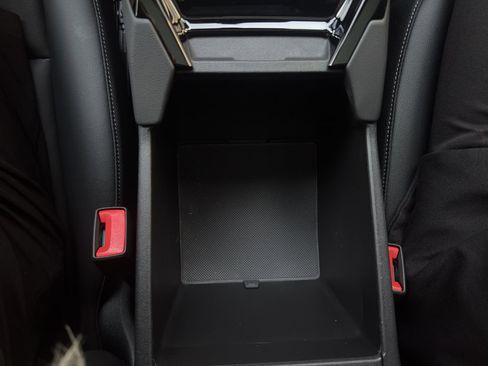 New 2025 Audi A6 e-tron Premium image 29