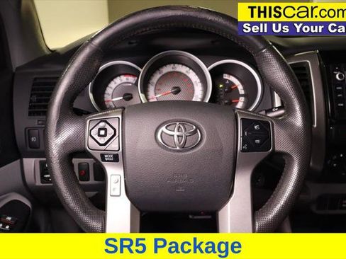 Used 2015 Toyota Tacoma PreRunner image 11