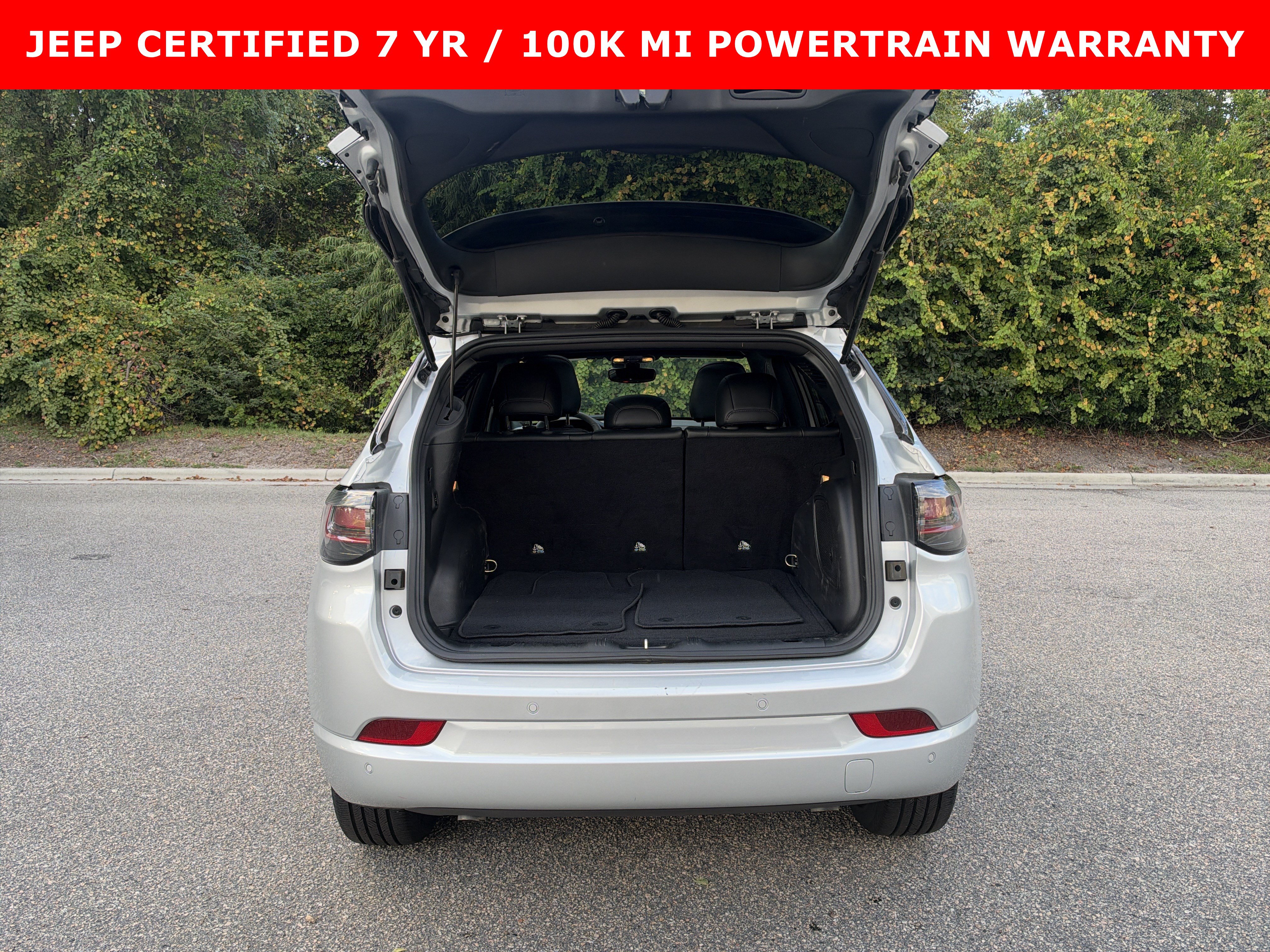 Used 2025 Jeep Compass Limited w/ High Altitude Package AWD/4WD image 31