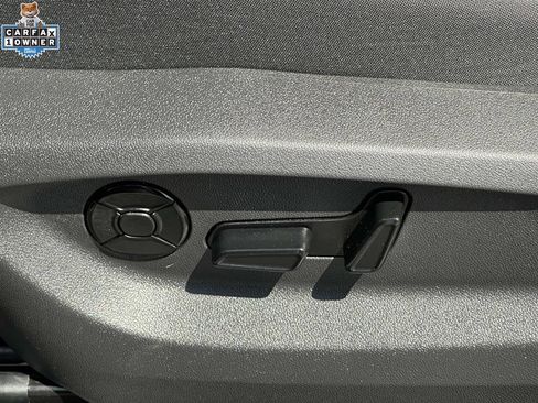 Used 2026 Volkswagen Tiguan SE R-Line AWD/4WD image 18